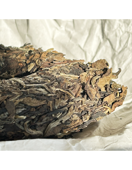 2018 WHITE TEA CAKE CHIANG RAI